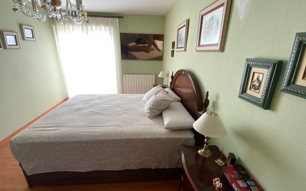 3 soverom Hus til salgs i Sax med svømmebasseng garasje - € 295 000 (Ref: 8589746)