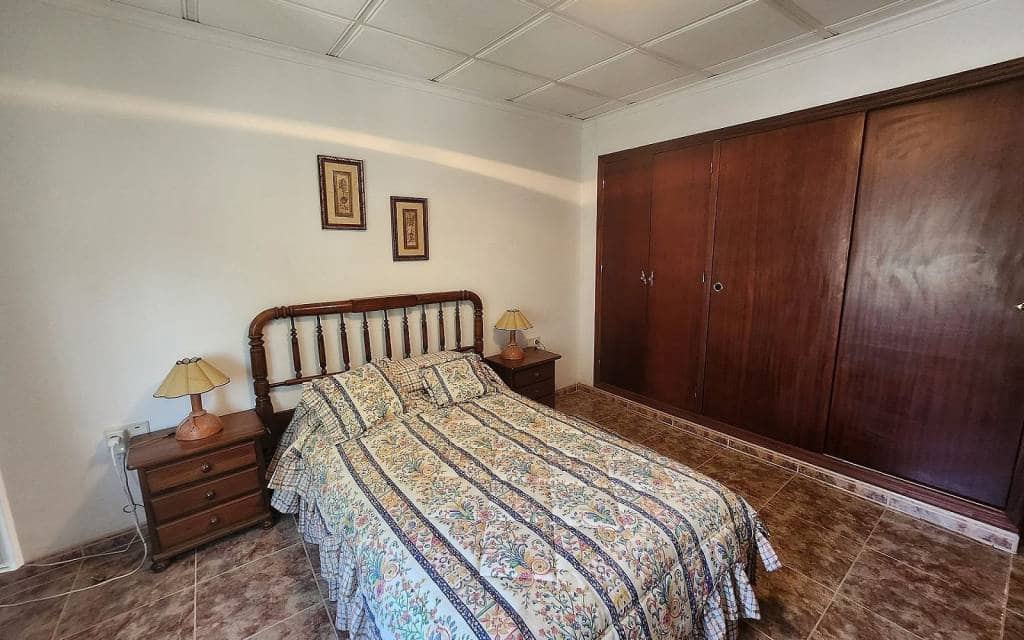 7 soverom Finca/Herregård til salgs i Villena med svømmebasseng garasje - € 350 000 (Ref: 8799945)