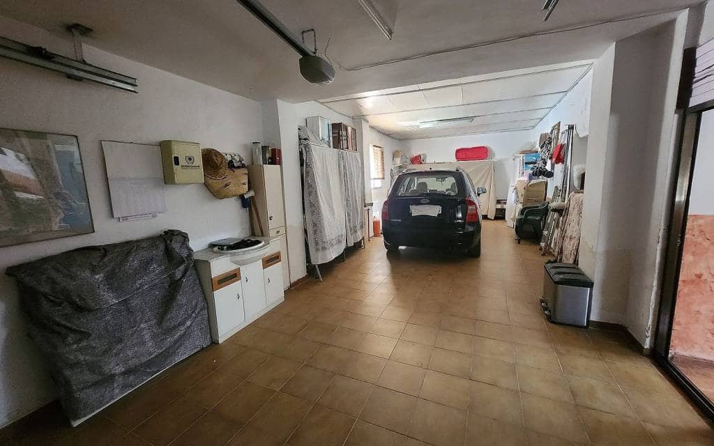 7 soverom Finca/Herregård til salgs i Villena med svømmebasseng garasje - € 350 000 (Ref: 8799945)