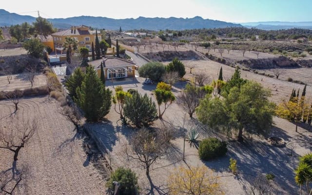 6 soverom Villa til salgs i Macisvenda, Abanilla med svømmebasseng garasje - € 549 995 (Ref: 8803254)