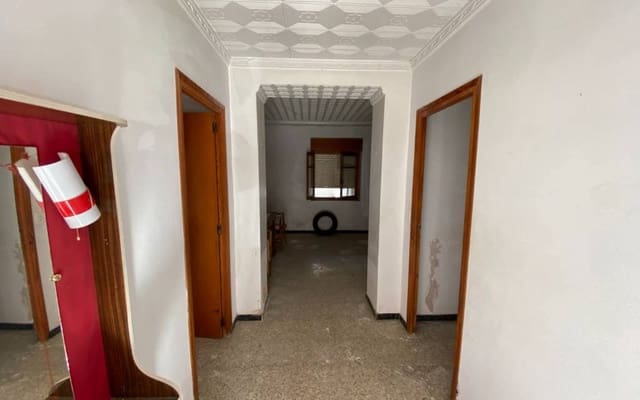 5 soveværelse Byhus til salg i Salinas - € 89.995 (Ref: 8816529)