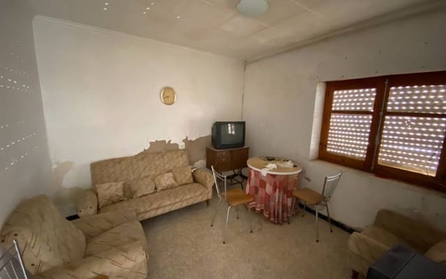 5 soveværelse Byhus til salg i Salinas - € 89.995 (Ref: 8816529)