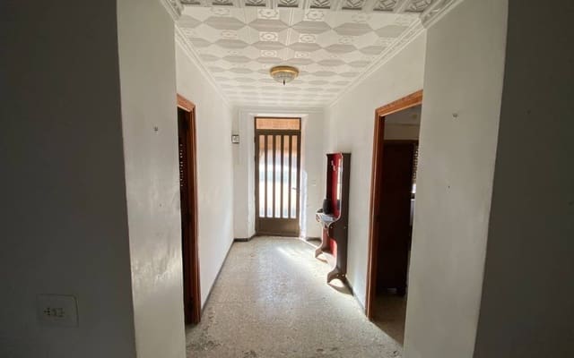 5 soveværelse Byhus til salg i Salinas - € 89.995 (Ref: 8816529)