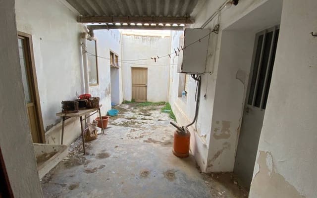 5 soveværelse Byhus til salg i Salinas - € 89.995 (Ref: 8816529)