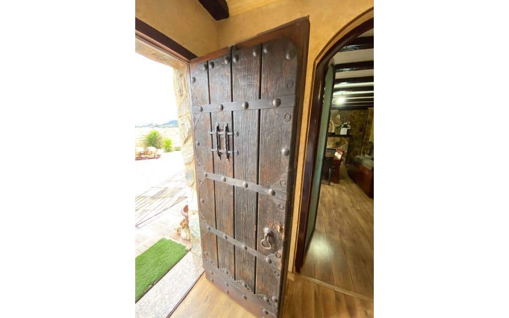 2 soveværelse Finca/Landehus til salg i Sax med garage - € 240.000 (Ref: 8873594)