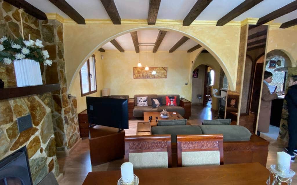 2 soveværelse Finca/Landehus til salg i Sax med garage - € 240.000 (Ref: 8873594)