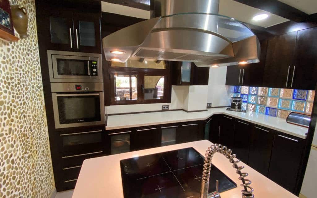 2 soveværelse Finca/Landehus til salg i Sax med garage - € 240.000 (Ref: 8873594)