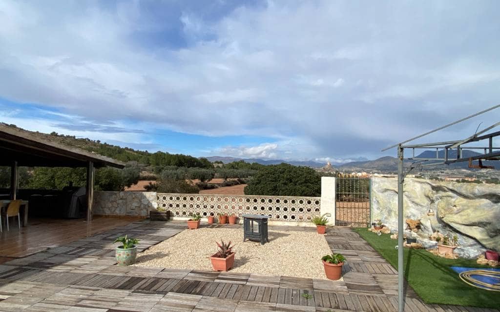 2 soveværelse Finca/Landehus til salg i Sax med garage - € 240.000 (Ref: 8873594)