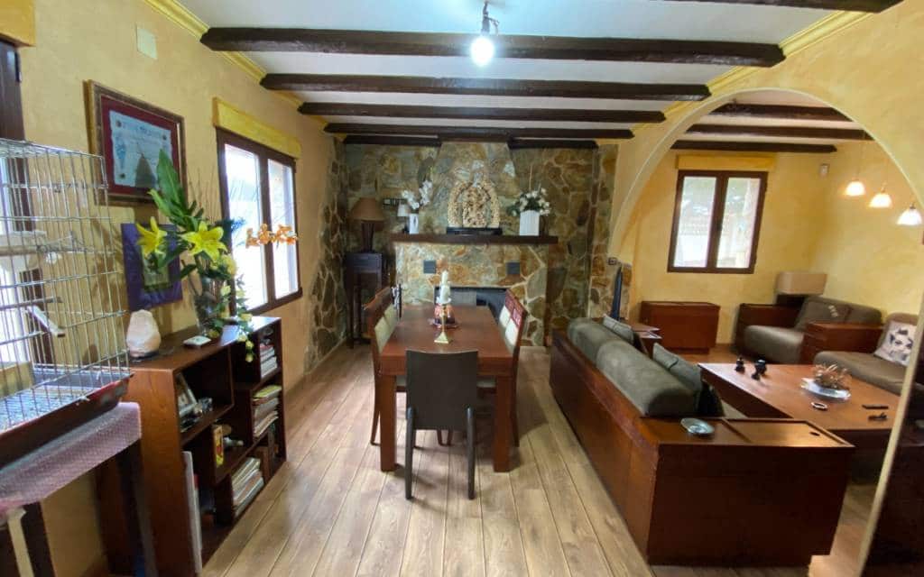 2 soveværelse Finca/Landehus til salg i Sax med garage - € 240.000 (Ref: 8873594)