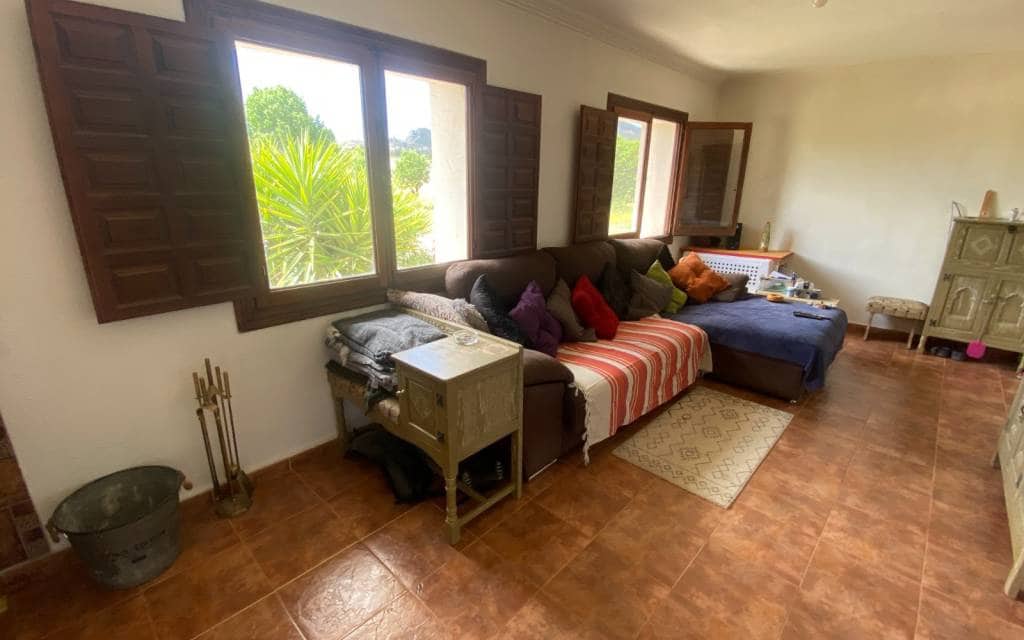 6 soveværelse Finca/Landehus til salg i Sax med swimmingpool - € 275.000 (Ref: 8967669)