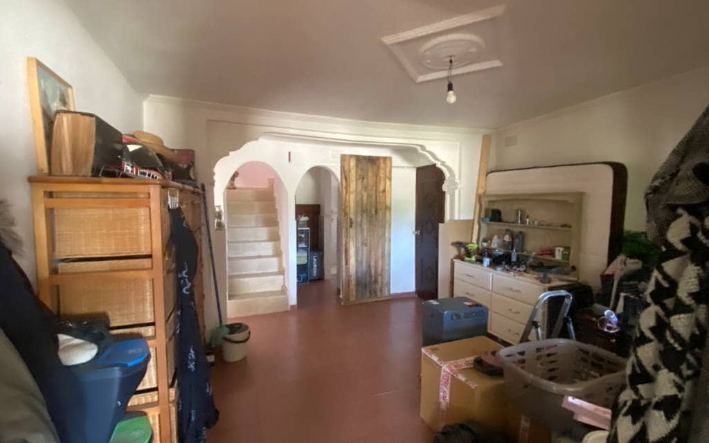 6 soveværelse Finca/Landehus til salg i Sax med swimmingpool - € 275.000 (Ref: 8967669)