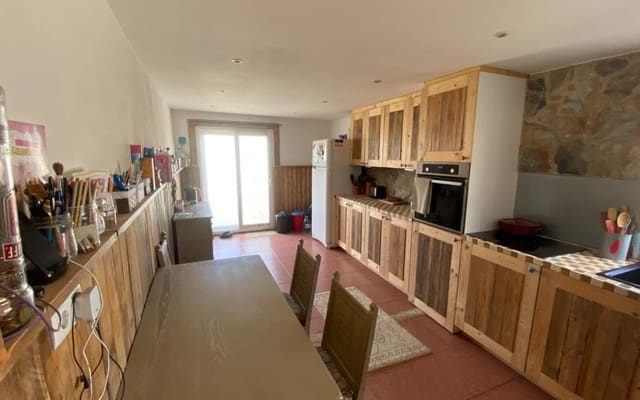 6 sypialnia Finka/Dom wiejski na sprzedaż w Sax z basenem - 249 999 € (Ref: 8967669)