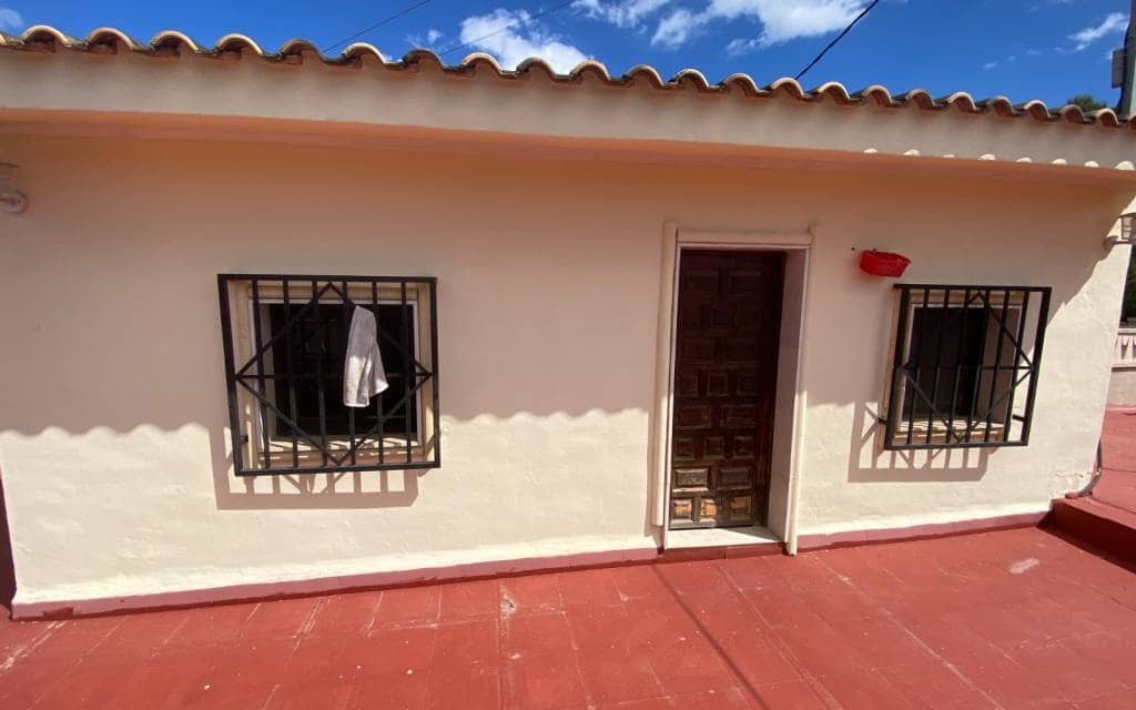 6 soveværelse Finca/Landehus til salg i Sax med swimmingpool - € 275.000 (Ref: 8967669)