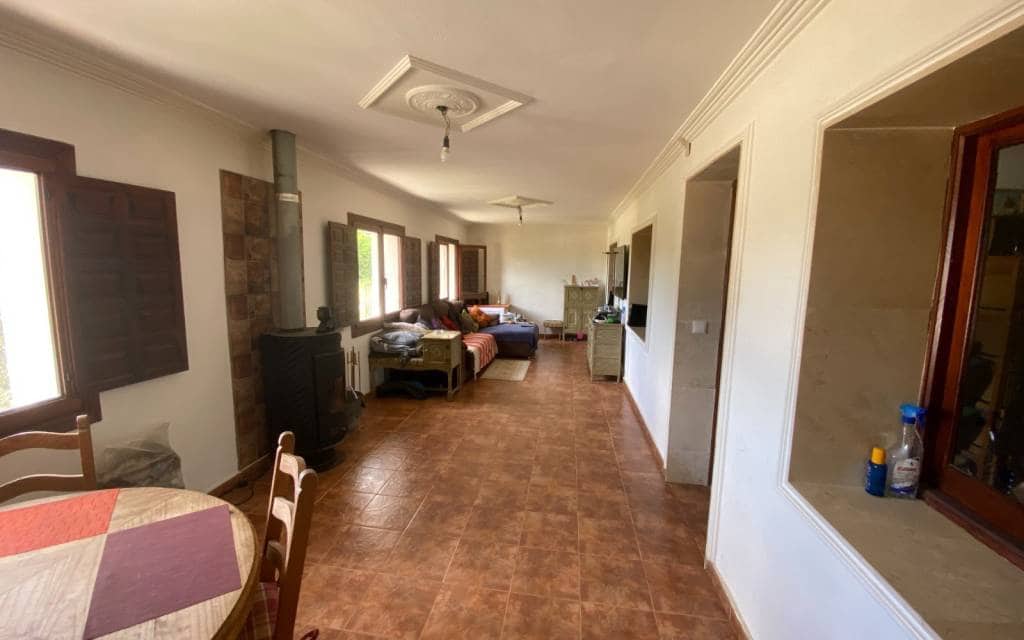 6 soveværelse Finca/Landehus til salg i Sax med swimmingpool - € 275.000 (Ref: 8967669)