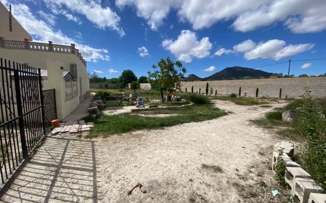 6 bedroom Finca/Country House for sale in Sax with pool - € 275,000 (Ref: 8967669)