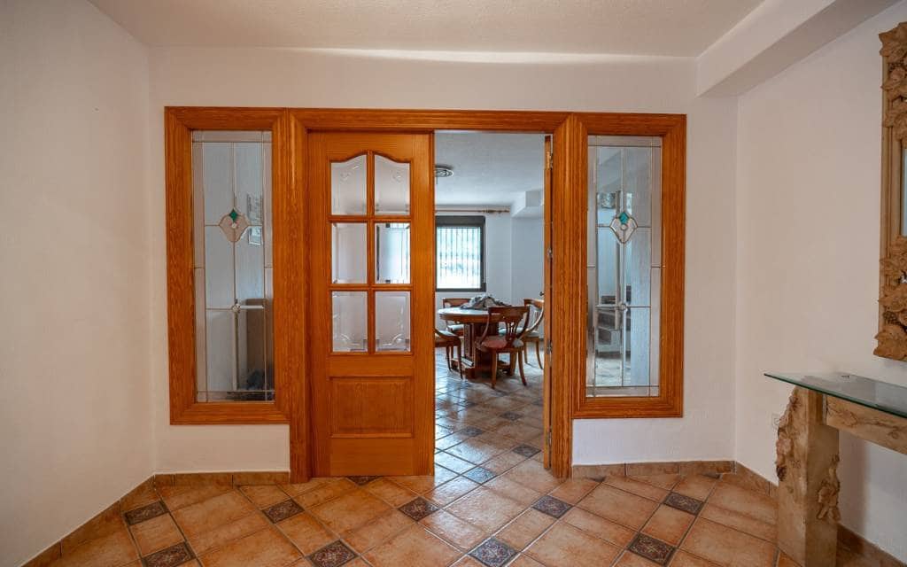 6 sovrum Villa till salu i Monovar / Monover med garage - 399 995 € (Ref: 8981707)