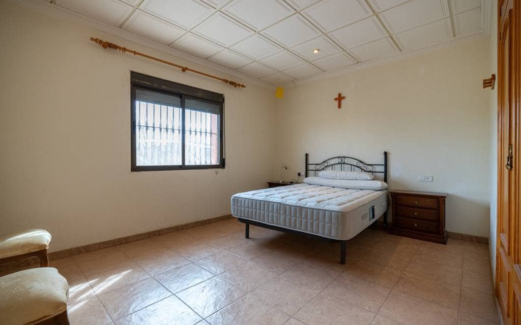 6 sovrum Villa till salu i Monovar / Monover med garage - 399 995 € (Ref: 8981707)