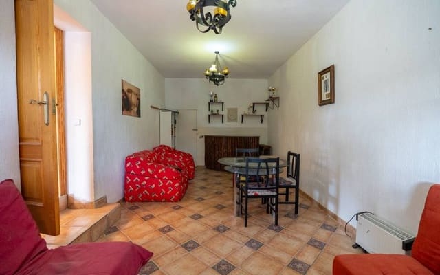 6 bedroom Villa for sale in Monóvar / Monóver with garage - € 399,995 (Ref: 8981707)