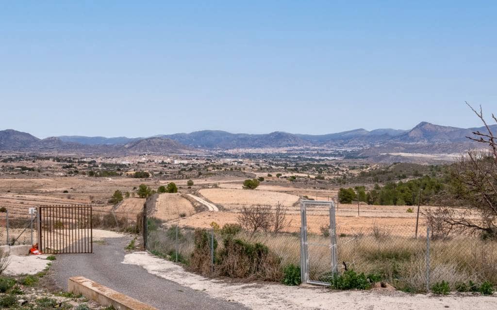 6 sovrum Villa till salu i Monovar / Monover med garage - 399 995 € (Ref: 8981707)