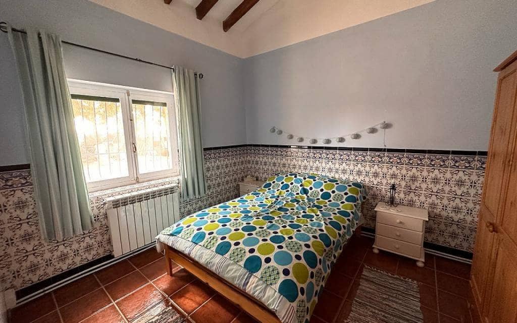 3 soverom Finca/Herregård til salgs i Pinoso med svømmebasseng garasje - € 349 995 (Ref: 9101059)