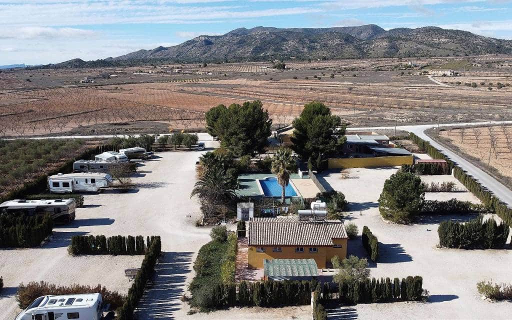 3 soverom Finca/Herregård til salgs i Pinoso med svømmebasseng garasje - € 349 995 (Ref: 9101059)