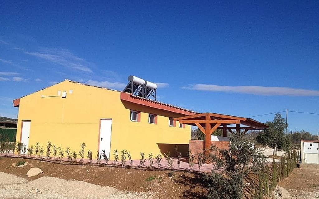 3 soverom Finca/Herregård til salgs i Pinoso med svømmebasseng garasje - € 349 995 (Ref: 9101059)