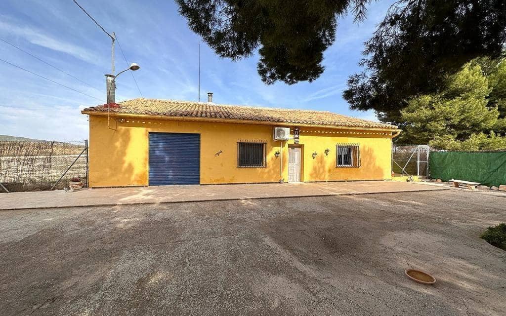 3 soverom Finca/Herregård til salgs i Pinoso med svømmebasseng garasje - € 349 995 (Ref: 9101059)