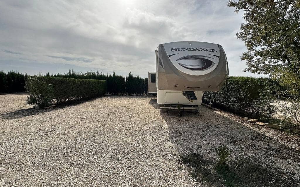 3 soverom Finca/Herregård til salgs i Pinoso med svømmebasseng garasje - € 349 995 (Ref: 9101059)