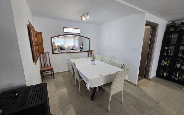 4 bedroom Finca/Country House for sale in Sax - € 229,995 (Ref: 9101358)