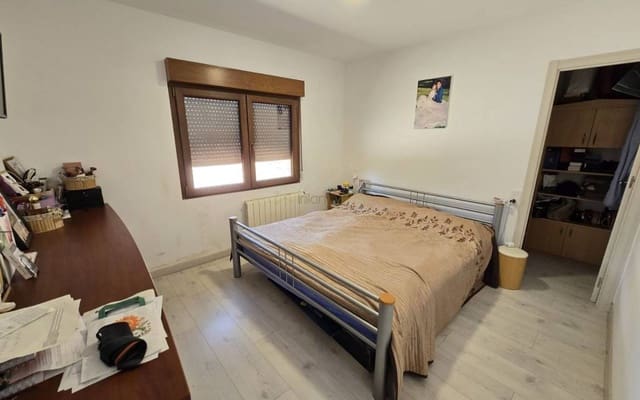 4 bedroom Finca/Country House for sale in Sax - € 229,995 (Ref: 9101358)