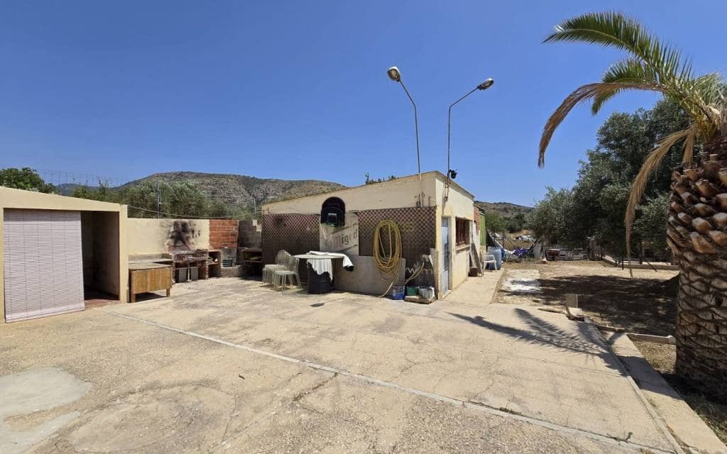 4 sypialnia Finka/Dom wiejski na sprzedaż w Sax - 229 995 € (Ref: 9101358)