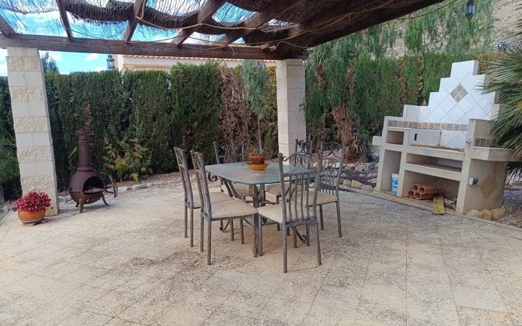 3 sovrum Villa till salu i Fortuna med pool - 299 995 € (Ref: 9113073)