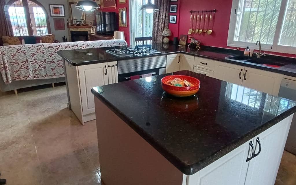 3 sovrum Villa till salu i Fortuna med pool - 299 995 € (Ref: 9113073)