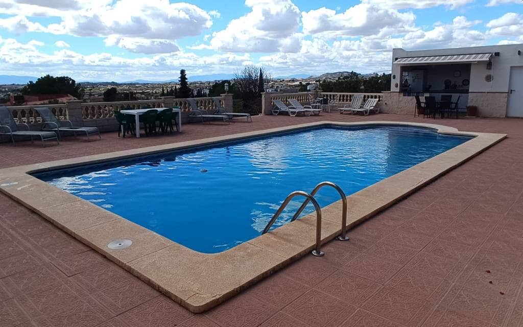 3 sovrum Villa till salu i Fortuna med pool - 299 995 € (Ref: 9113073)