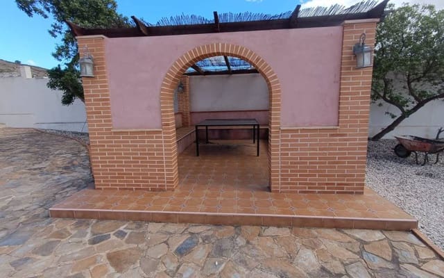 3 bedroom Villa for sale in Fortuna with pool - € 299,995 (Ref: 9113073)