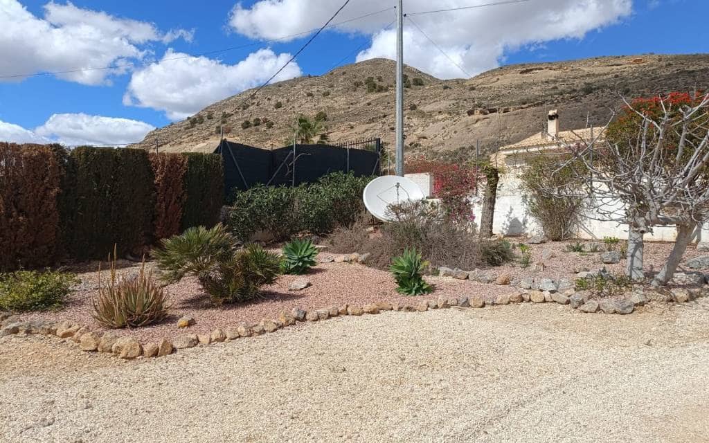 3 sovrum Villa till salu i Fortuna med pool - 299 995 € (Ref: 9113073)