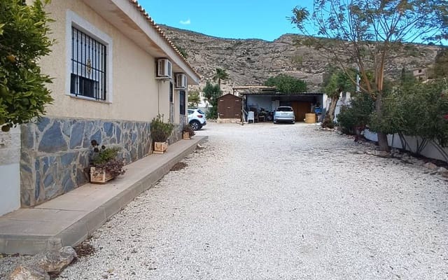 3 bedroom Villa for sale in Fortuna with pool - € 299,995 (Ref: 9113073)
