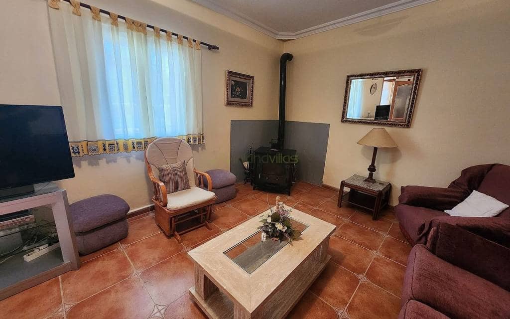 7 sovrum Villa till salu i Villena med pool garage - 349 995 € (Ref: 9127008)