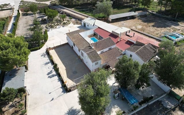 7 chambre Villa/Maison à vendre à Villena avec piscine garage - 349 995 € (Ref: 9127008)