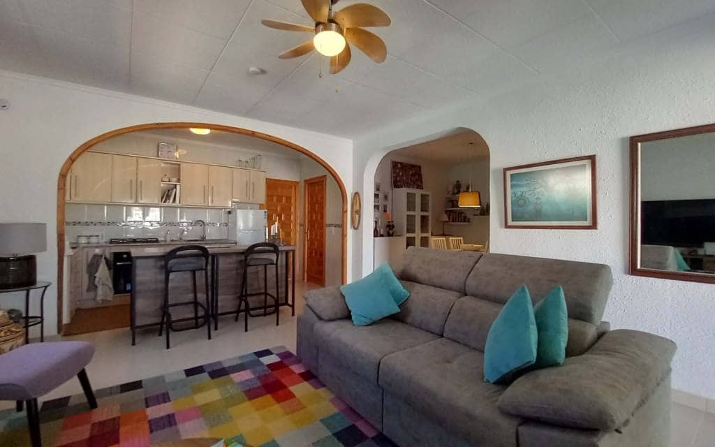 3 soverom Villa til salgs i Torrevieja med svømmebasseng garasje - € 339 995 (Ref: 9145791)