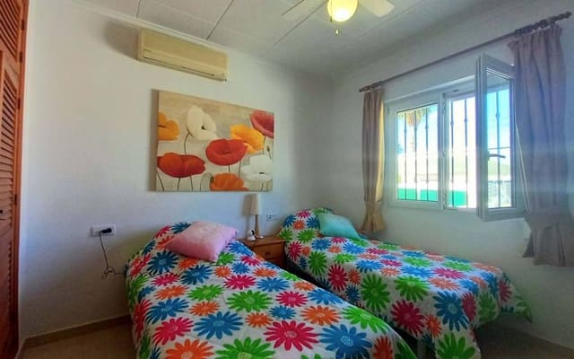 3 soveværelse Villa til salg i El Chaparral, Torrevieja med swimmingpool garage - € 339.995 (Ref: 9145791)