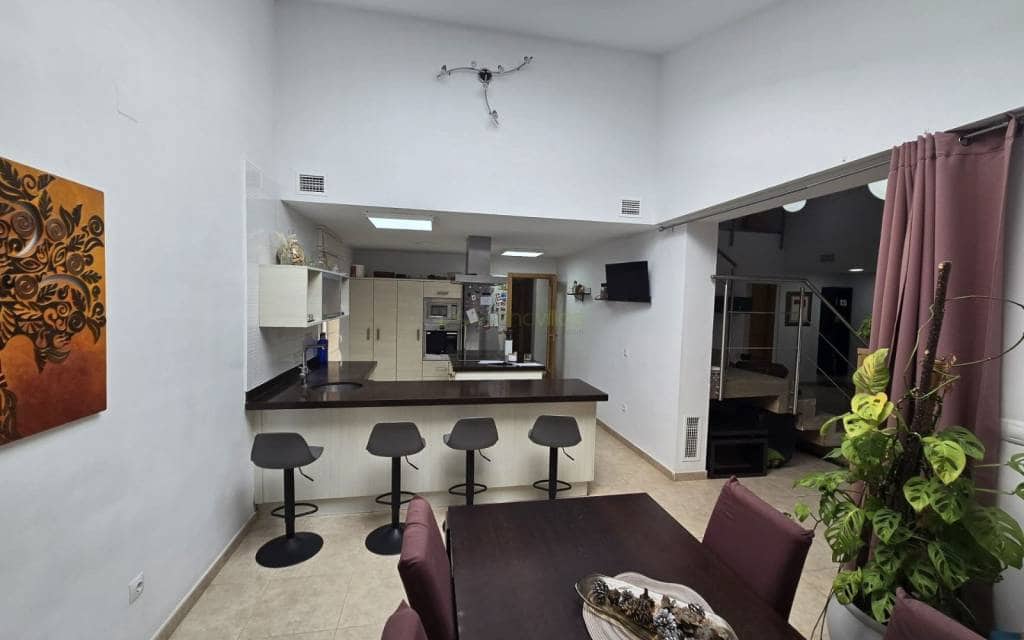 4 chambre Villa/Maison à vendre à Salinas avec piscine garage - 340 000 € (Ref: 9146211)