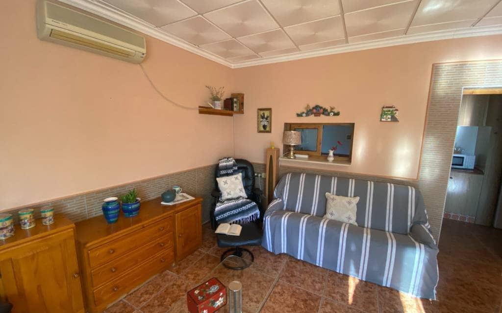 5 bedroom Villa for sale in Sax with pool garage - € 299,995 (Ref: 9150632)