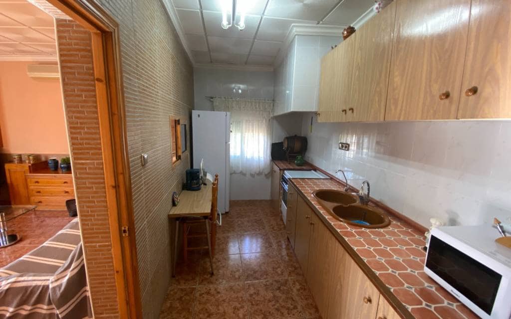 5 bedroom Villa for sale in Sax with pool garage - € 299,995 (Ref: 9150632)