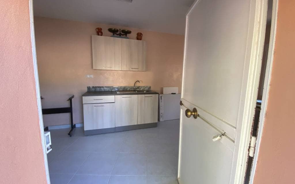 5 bedroom Villa for sale in Sax with pool garage - € 299,995 (Ref: 9150632)