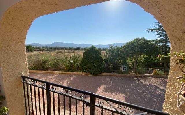 5 soverom Villa til salgs i Sax med svømmebasseng garasje - € 299 995 (Ref: 9150632)