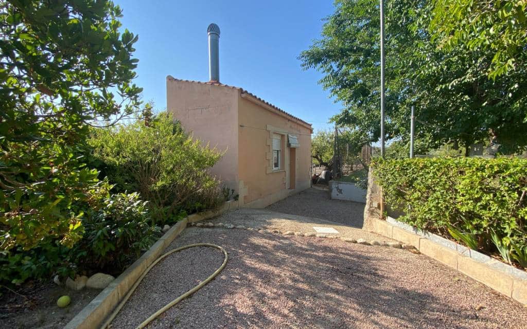 5 bedroom Villa for sale in Sax with pool garage - € 299,995 (Ref: 9150632)