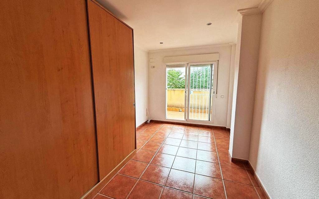 7 makuuhuone Huvila myytävänä paikassa Elda mukana uima-altaan - 399 995 € (Ref: 9197207)