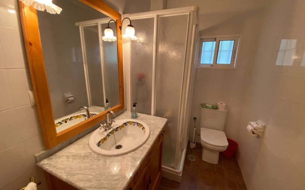 8 bedroom Villa for sale in Sax with pool garage - € 499,995 (Ref: 9231286)