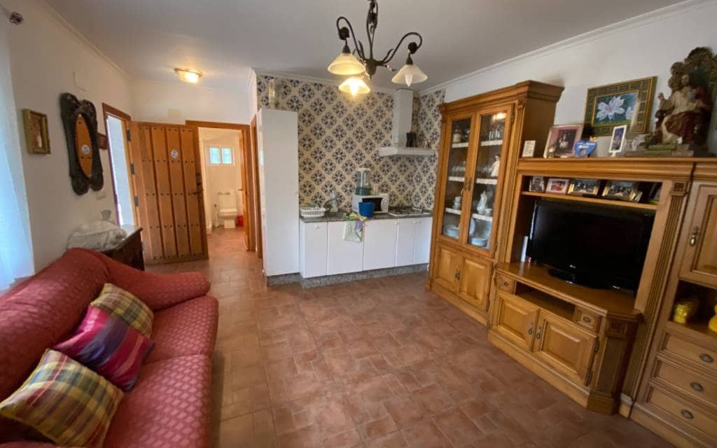 8 bedroom Villa for sale in Sax with pool garage - € 499,995 (Ref: 9231286)